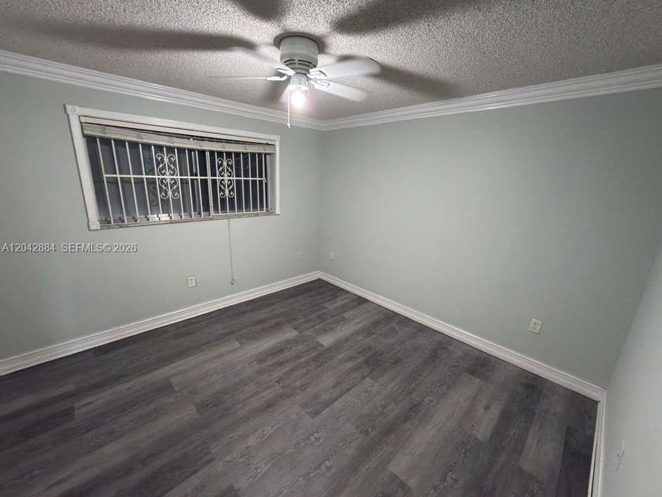 For Rent: $2,400 (3 beds, 2 baths, 1150 Square Feet)