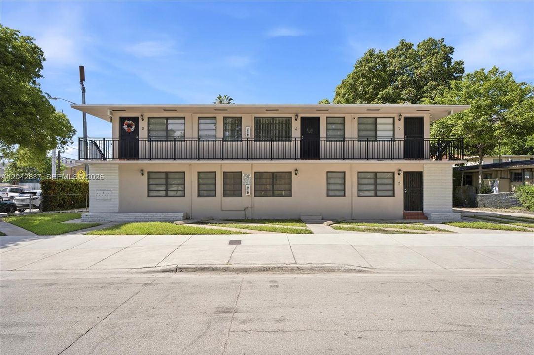 5 Unit Multifamily Residential