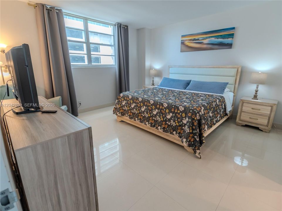 En Venta: $549,500 (2 camas, 2 baños, 1178 Pies cuadrados)