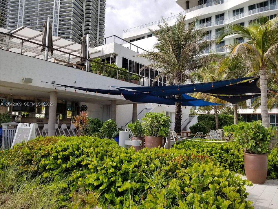 En Venta: $549,500 (2 camas, 2 baños, 1178 Pies cuadrados)