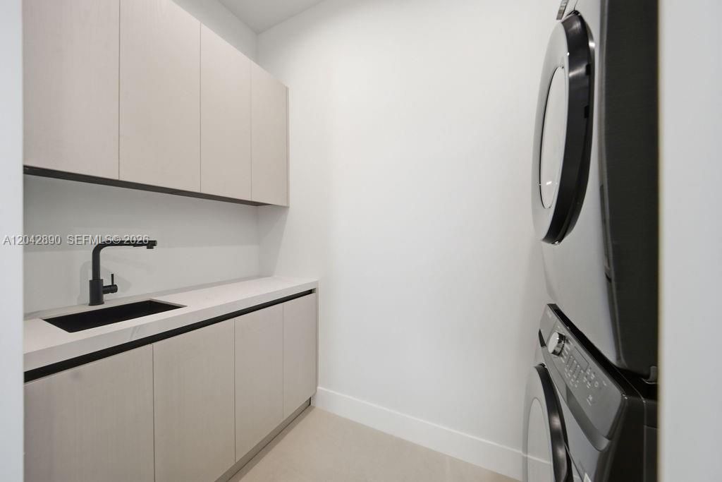 В аренду: $8,750 (3 спален, 3 ванн, 0 Квадратных фут)