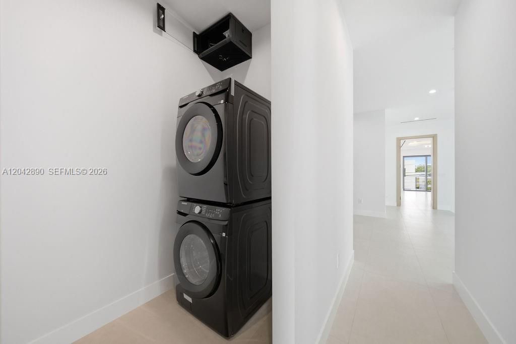 В аренду: $8,750 (3 спален, 3 ванн, 0 Квадратных фут)