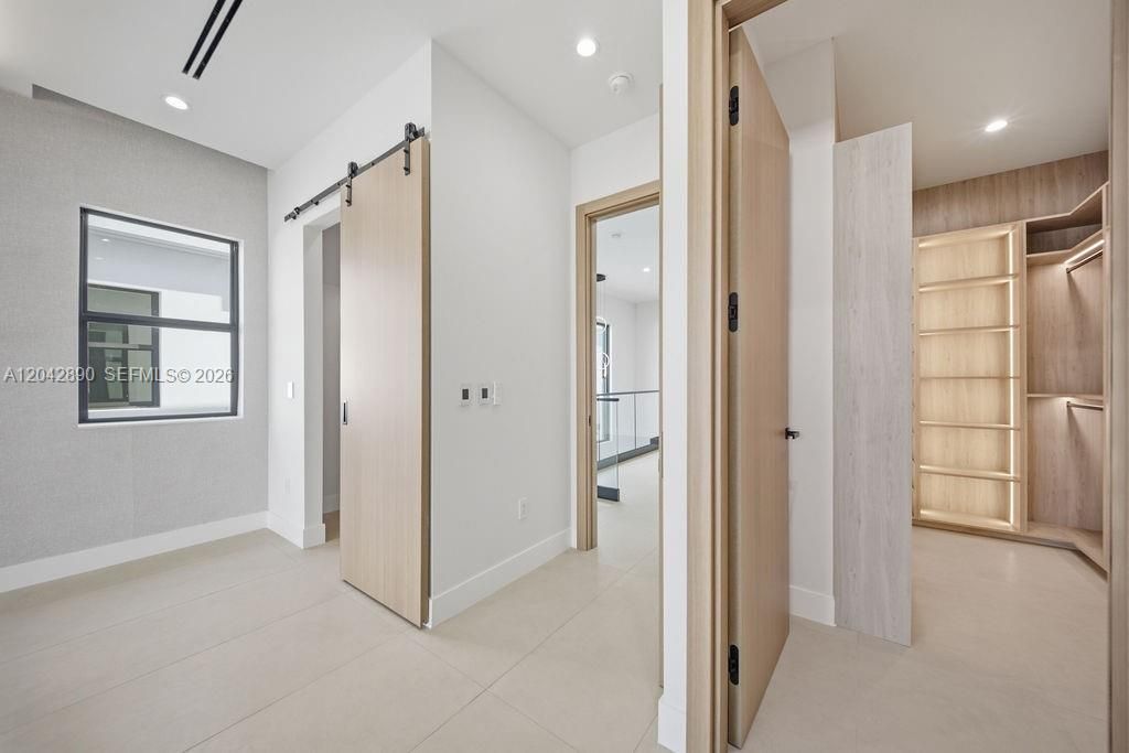 В аренду: $8,750 (3 спален, 3 ванн, 0 Квадратных фут)