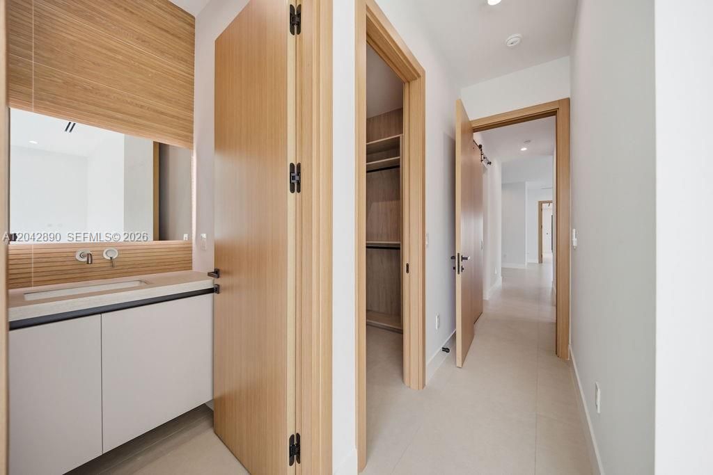 В аренду: $8,750 (3 спален, 3 ванн, 0 Квадратных фут)