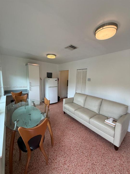В аренду: $1,550 (1 спален, 1 ванн, 0 Квадратных фут)