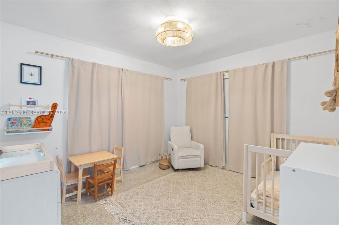 En Venta: $525,000 (3 camas, 2 baños, 1248 Pies cuadrados)