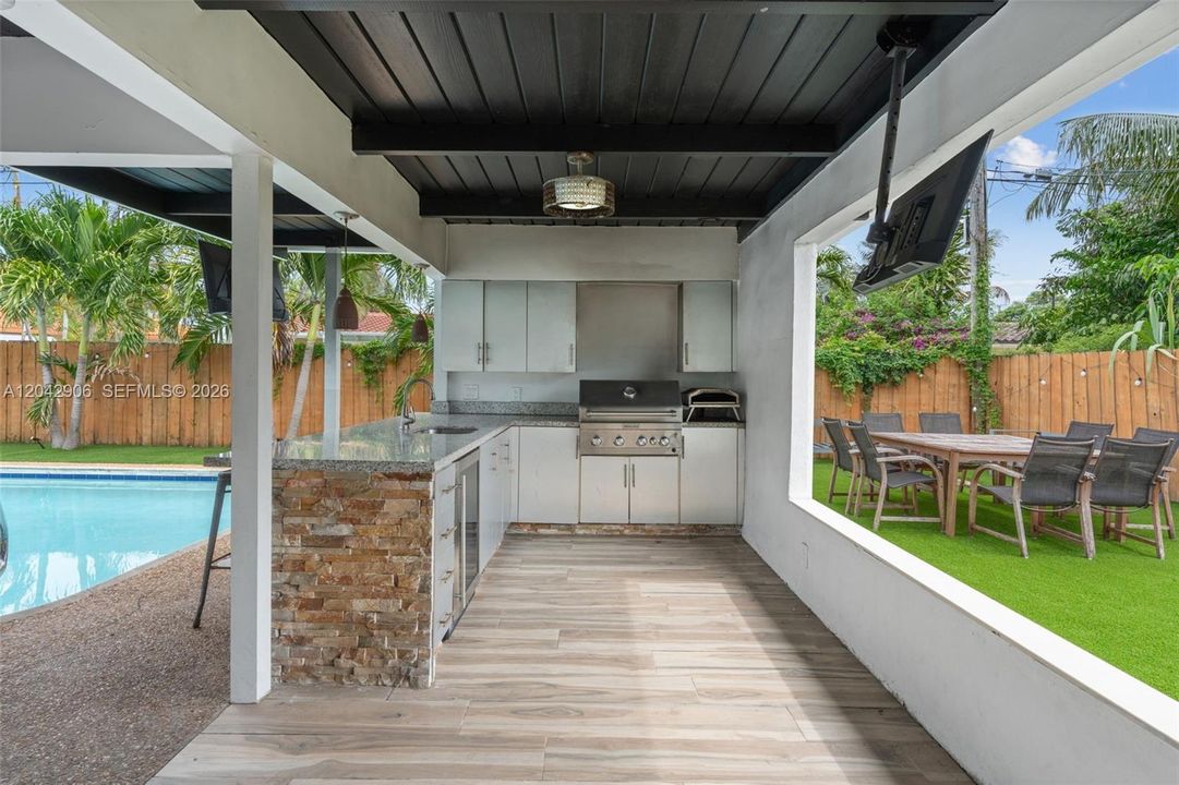 En Venta: $525,000 (3 camas, 2 baños, 1248 Pies cuadrados)