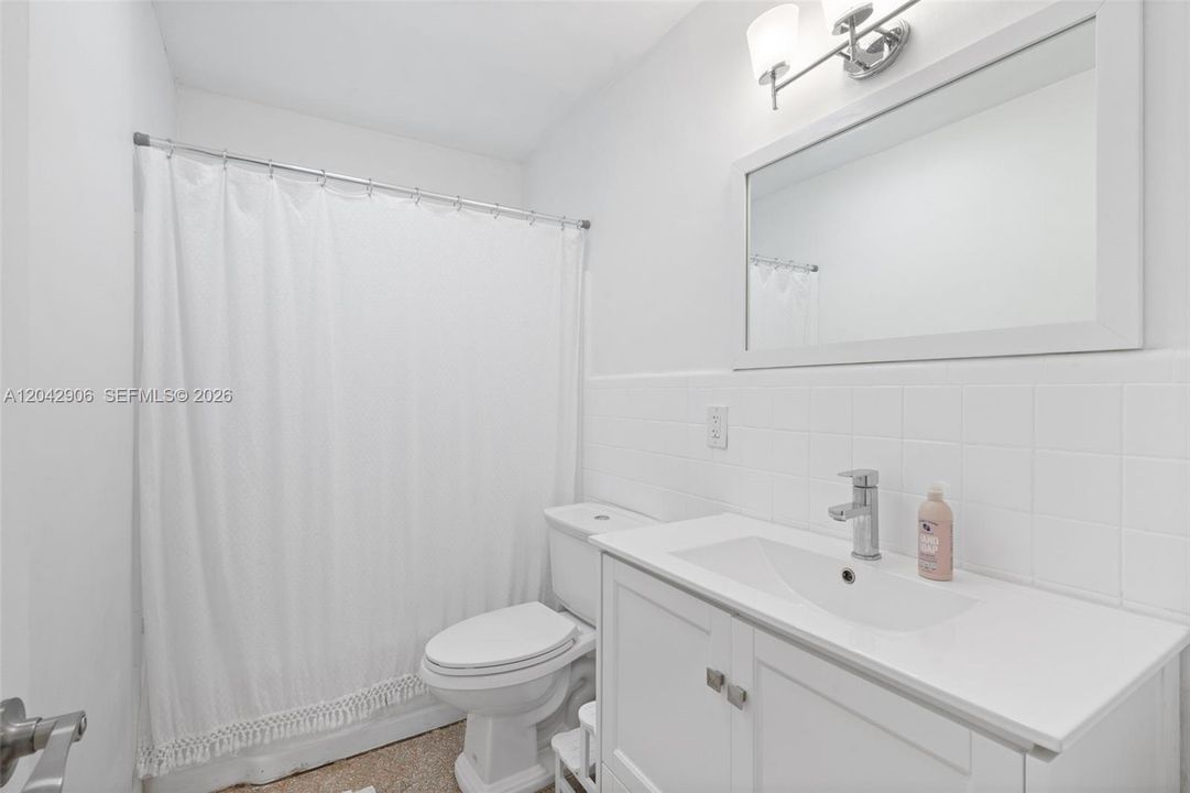En Venta: $525,000 (3 camas, 2 baños, 1248 Pies cuadrados)