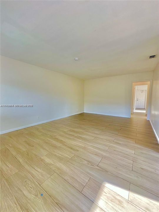 En Renta: $1,975 (2 camas, 1 baños, 830 Pies cuadrados)
