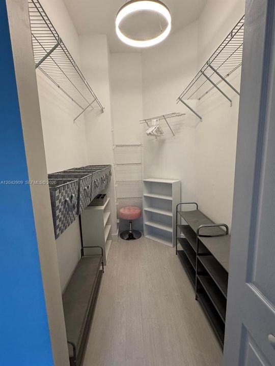 В аренду: $3,000 (3 спален, 2 ванн, 1183 Квадратных фут)