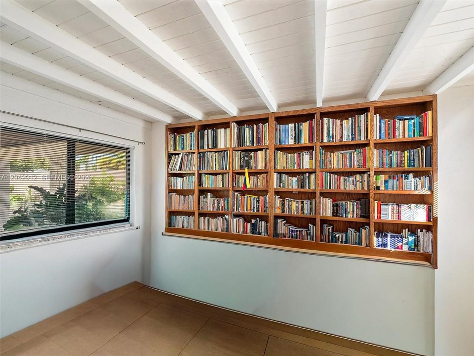 На продажу: $799,000 (4 спален, 3 ванн, 1882 Квадратных фут)