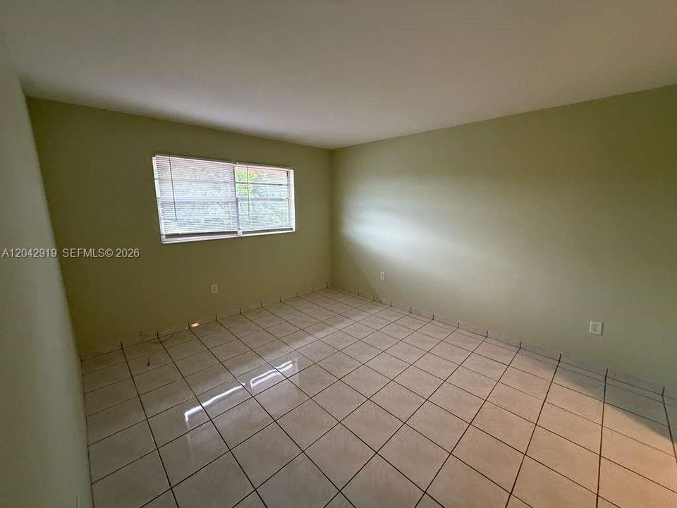 В аренду: $1,750 (1 спален, 1 ванн, 633 Квадратных фут)