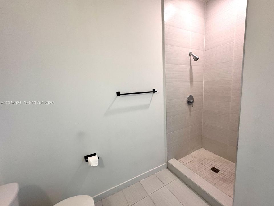 В аренду: $3,100 (2 спален, 2 ванн, 1244 Квадратных фут)