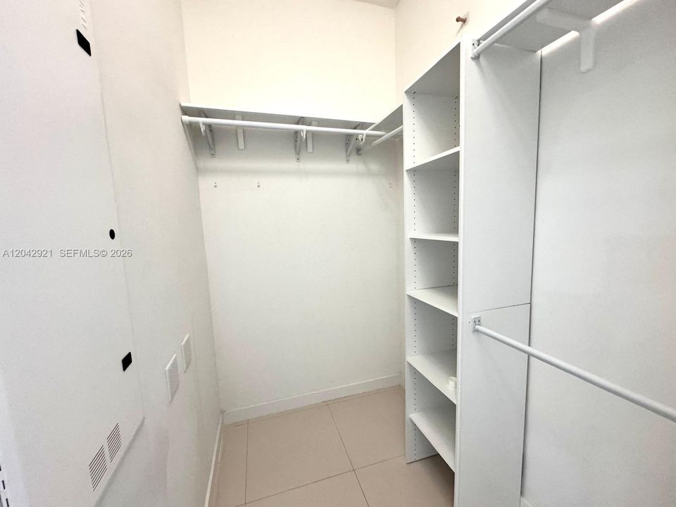 В аренду: $3,100 (2 спален, 2 ванн, 1244 Квадратных фут)