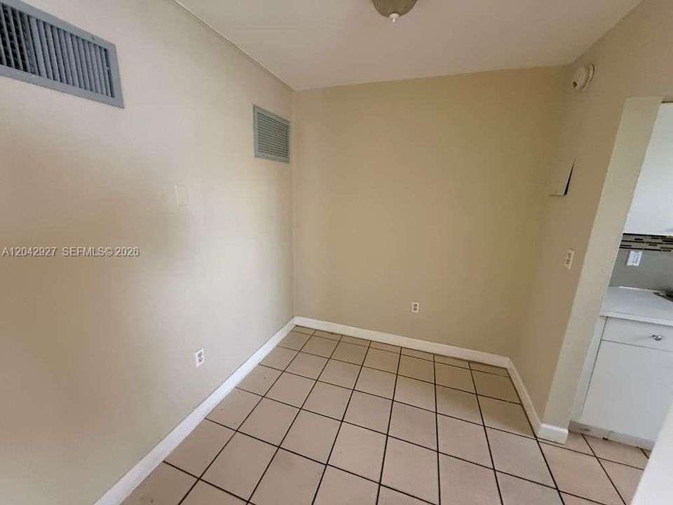 For Rent: $1,785 (1 beds, 1 baths, 516 Square Feet)