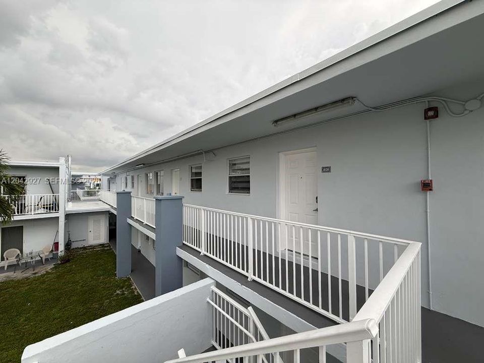 For Rent: $1,785 (1 beds, 1 baths, 516 Square Feet)