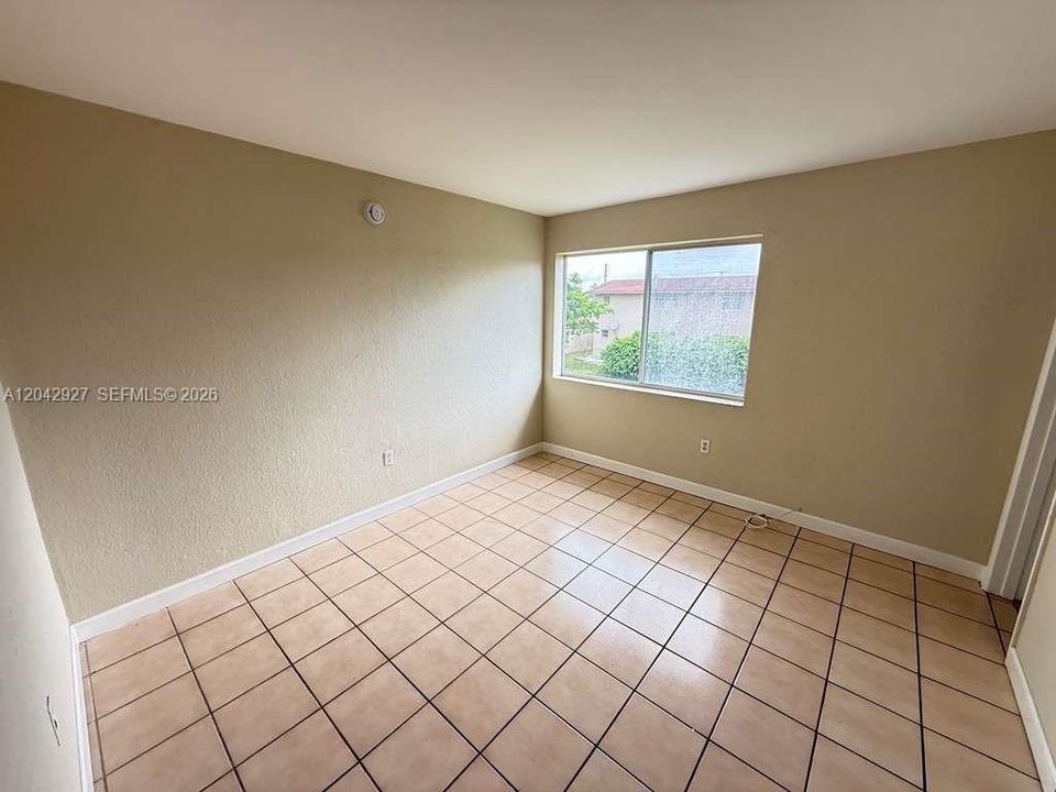 For Rent: $1,785 (1 beds, 1 baths, 516 Square Feet)