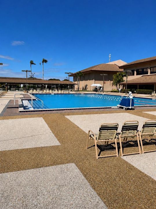 В аренду: $2,000 (2 спален, 2 ванн, 1044 Квадратных фут)
