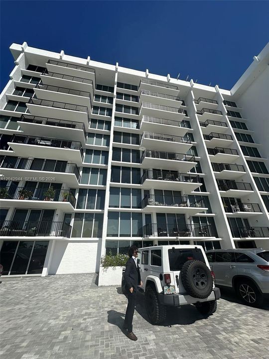 На продажу: $710,000 (2 спален, 2 ванн, 1372 Квадратных фут)