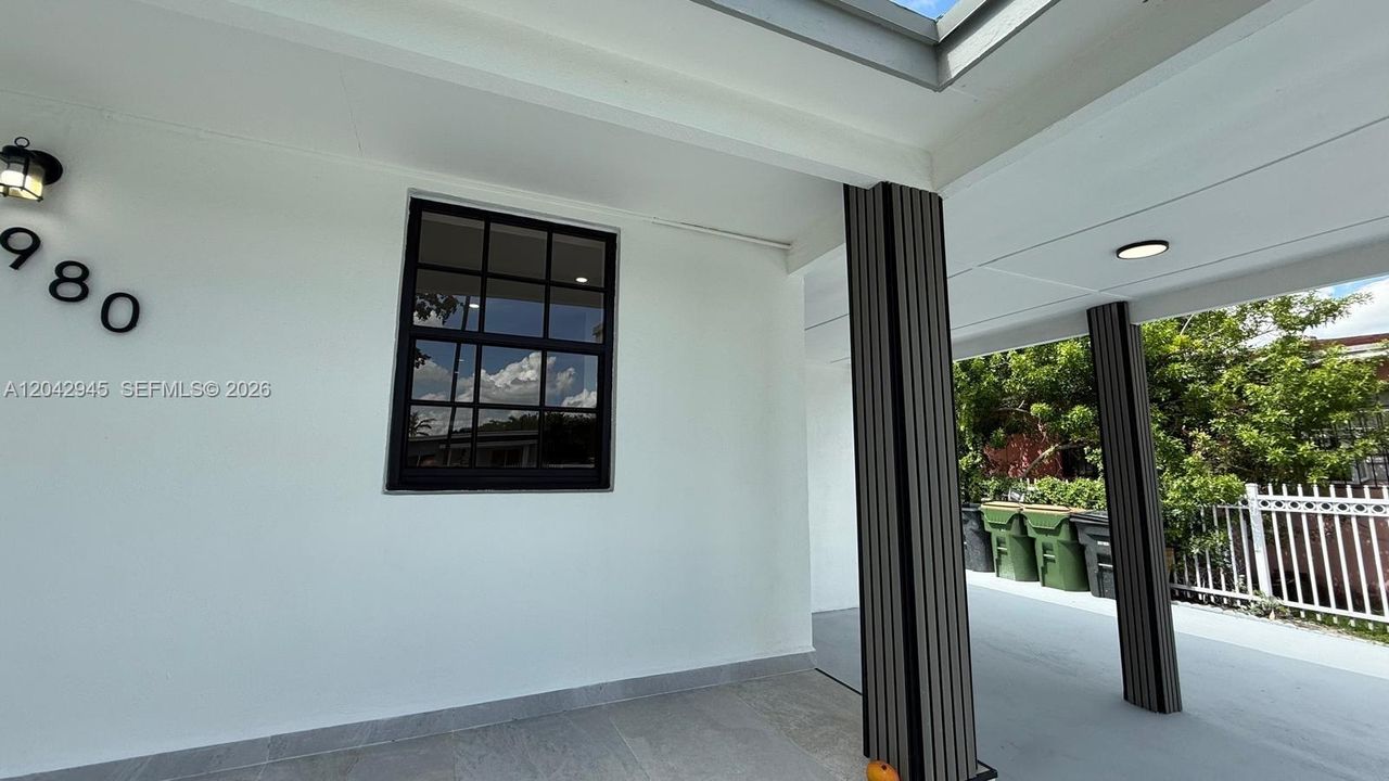 En Venta: $555,000 (4 camas, 2 baños, 1565 Pies cuadrados)