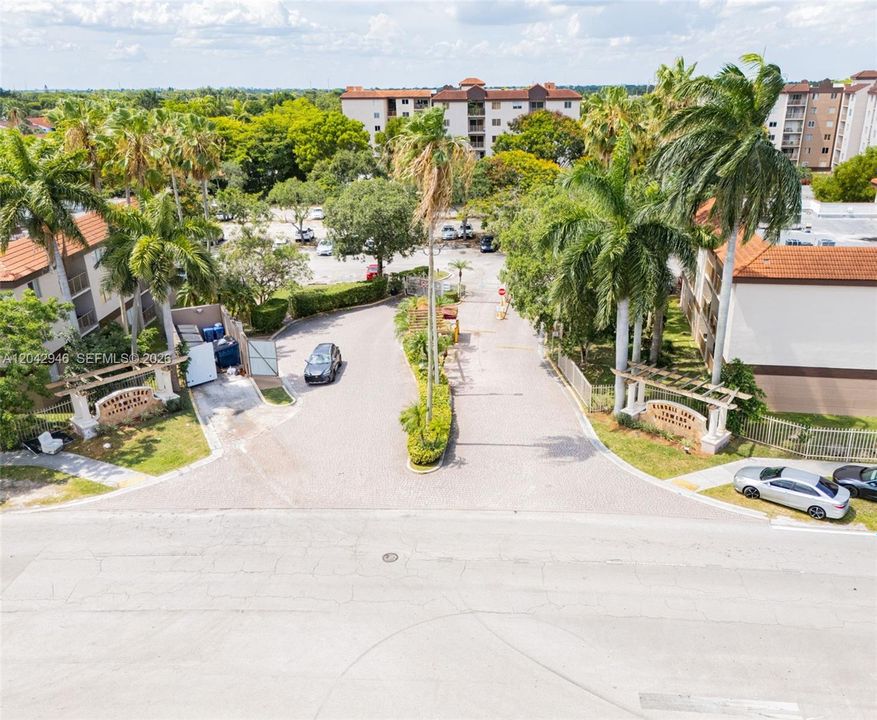 En Venta: $217,999 (1 camas, 1 baños, 676 Pies cuadrados)