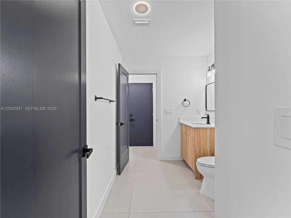 En Venta: $799,400 (3 camas, 2 baños, 1703 Pies cuadrados)