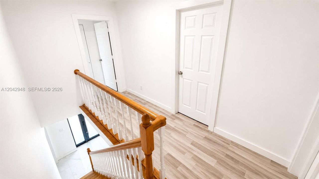 В аренду: $4,200 (3 спален, 2 ванн, 1700 Квадратных фут)
