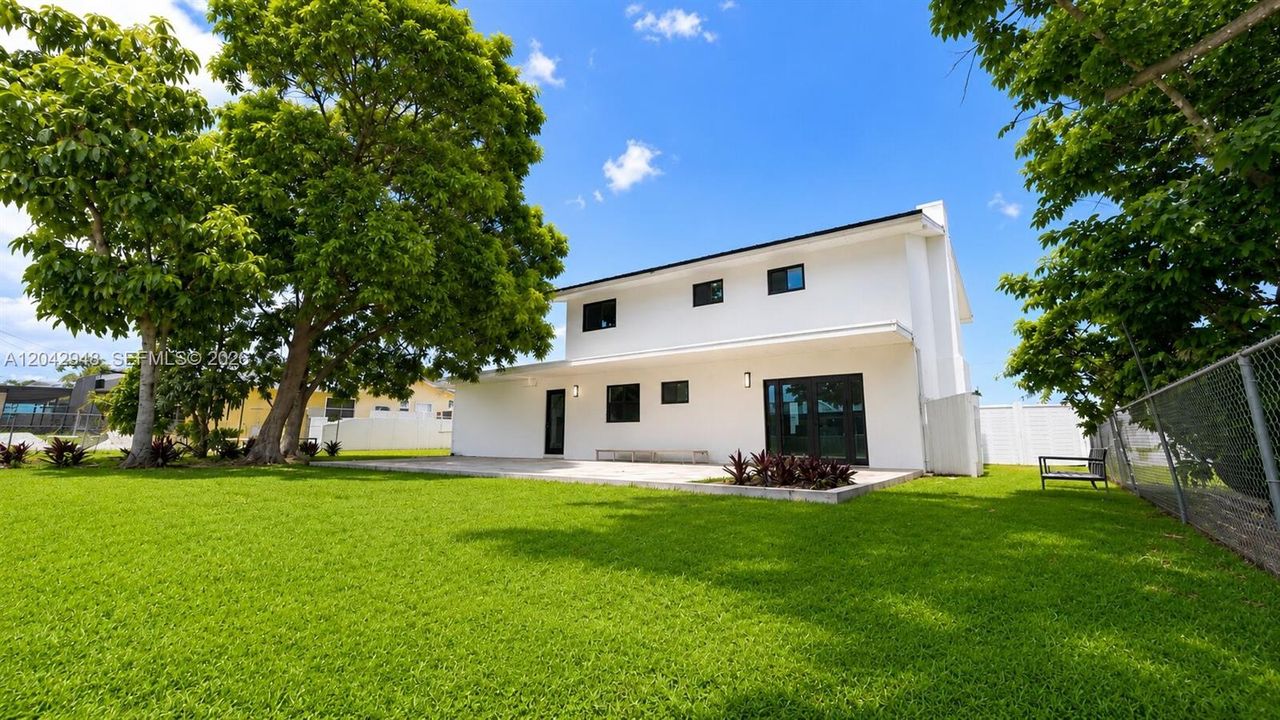 В аренду: $4,200 (3 спален, 2 ванн, 1700 Квадратных фут)