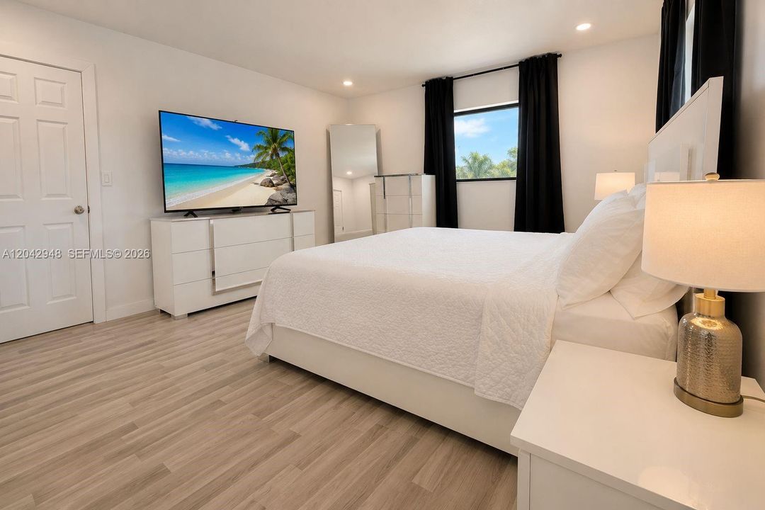 В аренду: $4,200 (3 спален, 2 ванн, 1700 Квадратных фут)