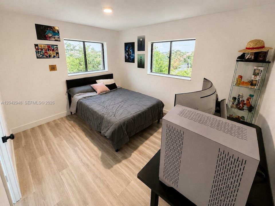 В аренду: $4,200 (3 спален, 2 ванн, 1700 Квадратных фут)