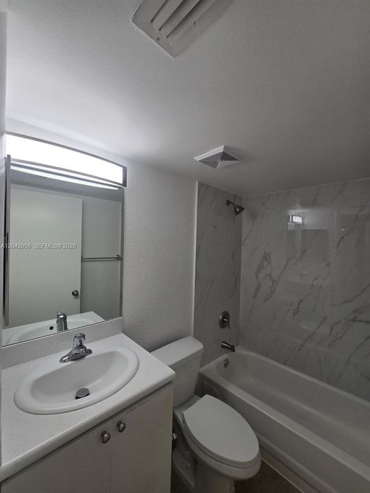 2ND BATHROOM