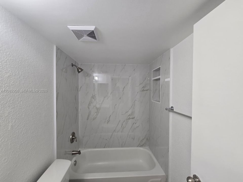 2ND BATHROOM