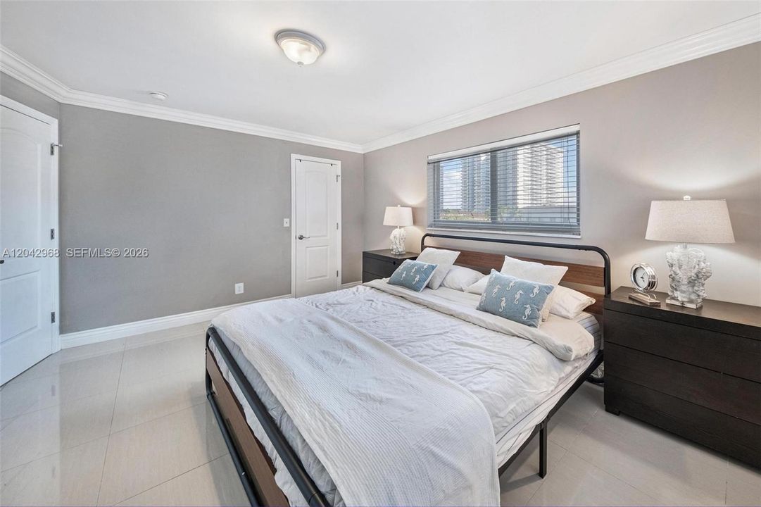 En Venta: $320,000 (2 camas, 2 baños, 1139 Pies cuadrados)