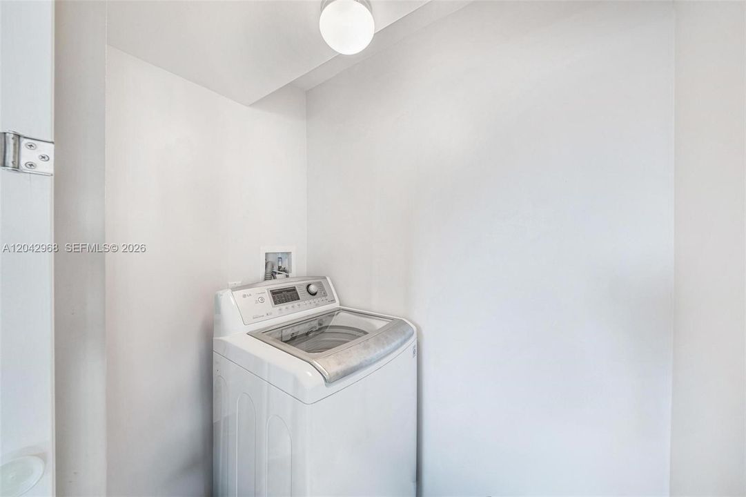En Venta: $320,000 (2 camas, 2 baños, 1139 Pies cuadrados)