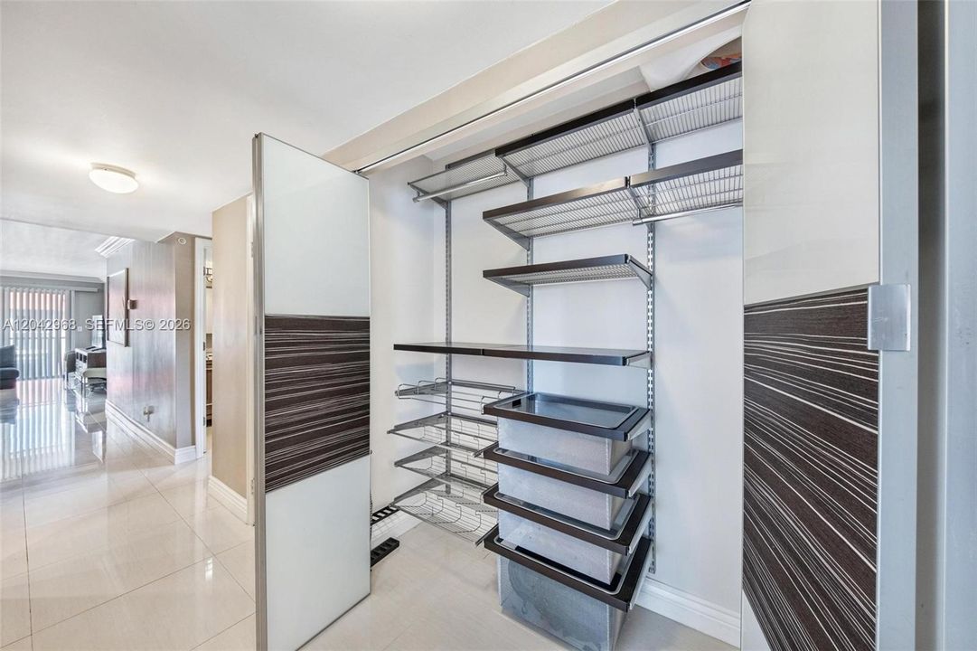 En Venta: $320,000 (2 camas, 2 baños, 1139 Pies cuadrados)