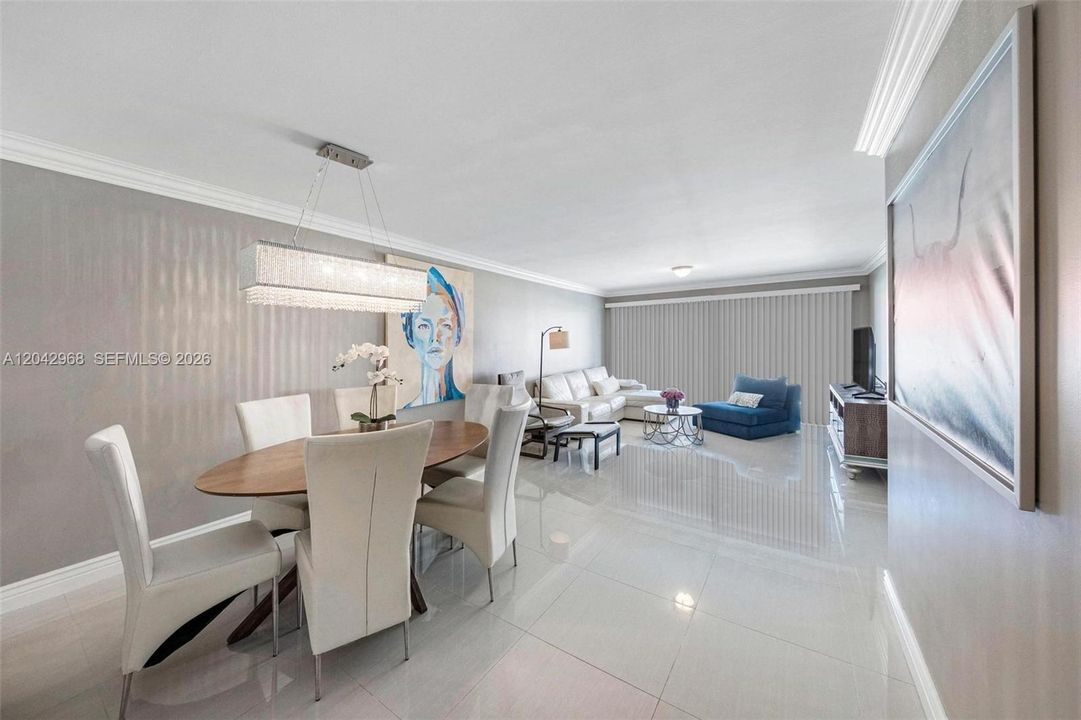 En Venta: $320,000 (2 camas, 2 baños, 1139 Pies cuadrados)