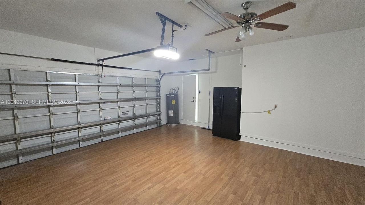 В аренду: $6,000 (4 спален, 3 ванн, 2534 Квадратных фут)