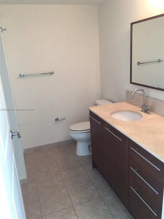В аренду: $3,700 (3 спален, 3 ванн, 1570 Квадратных фут)