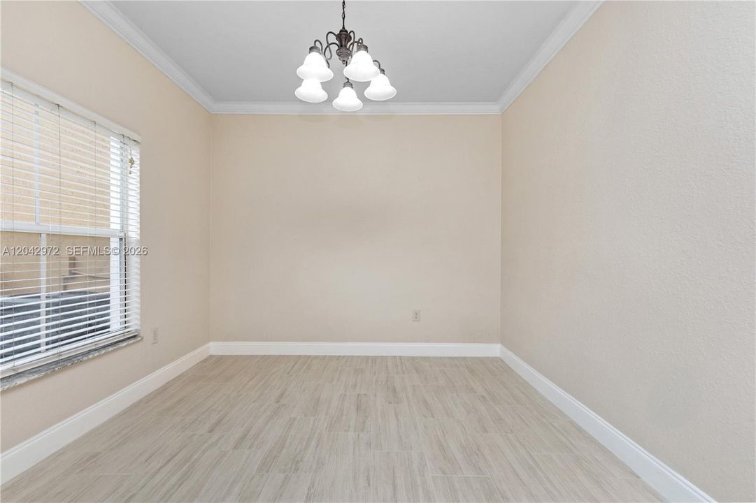 В аренду: $2,700 (3 спален, 2 ванн, 1518 Квадратных фут)