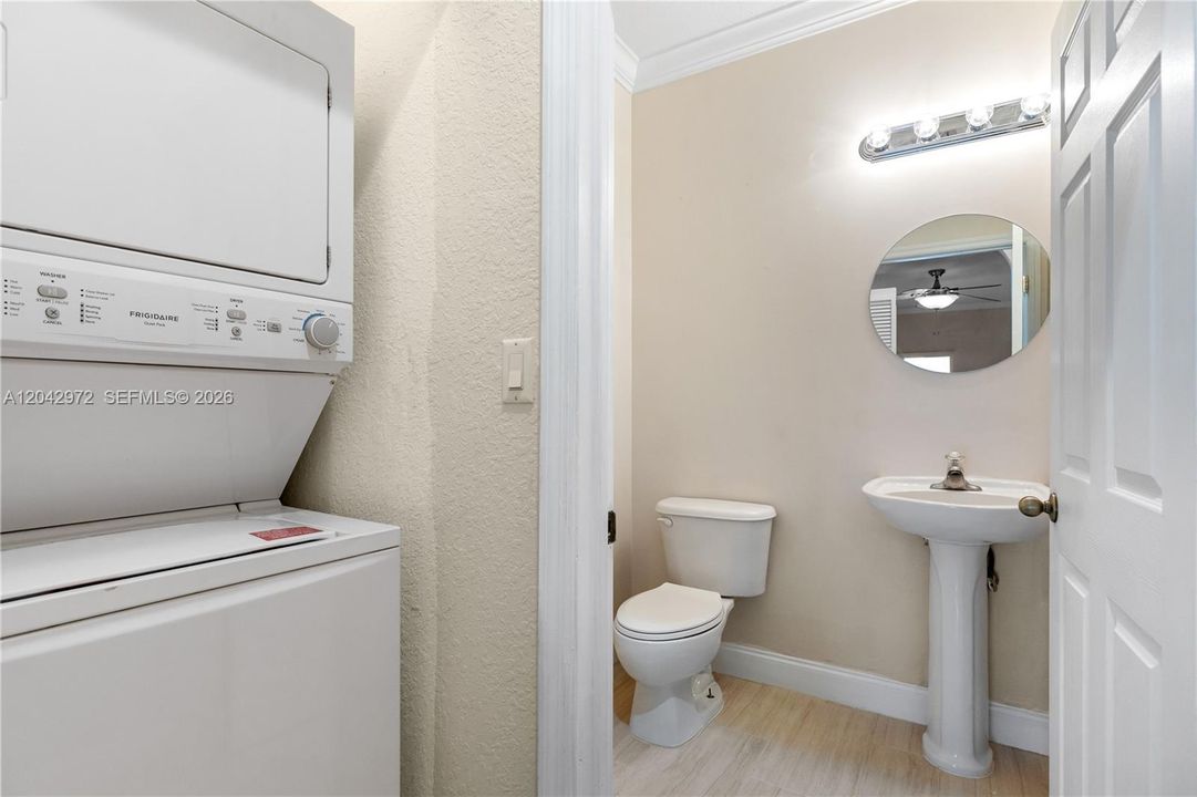 В аренду: $2,700 (3 спален, 2 ванн, 1518 Квадратных фут)