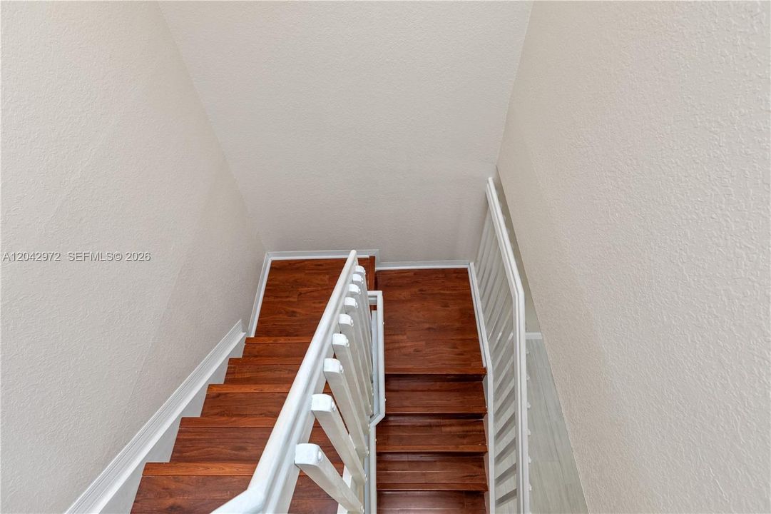 В аренду: $2,700 (3 спален, 2 ванн, 1518 Квадратных фут)