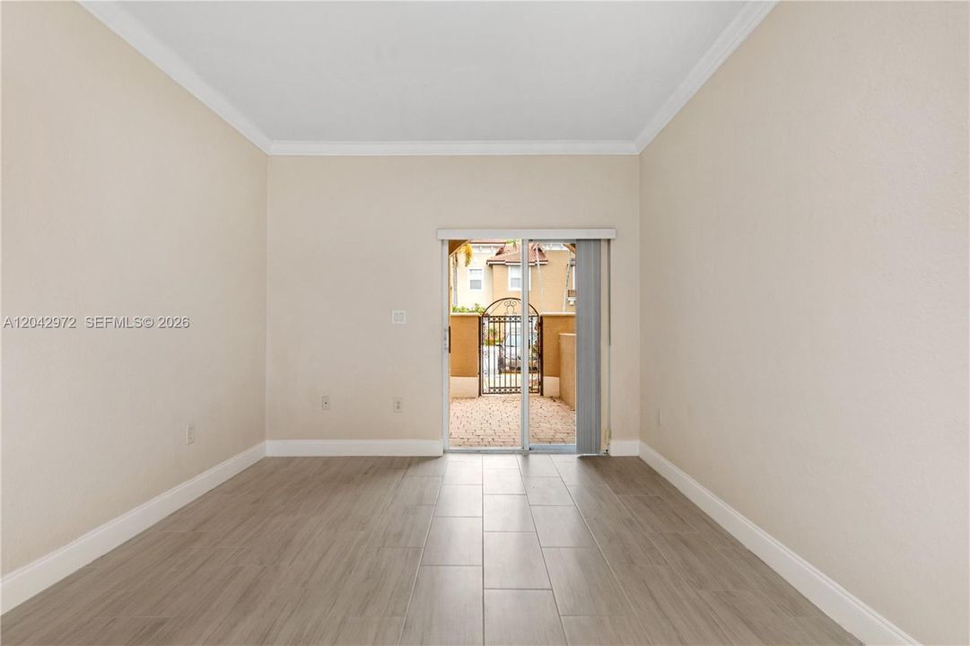 В аренду: $2,700 (3 спален, 2 ванн, 1518 Квадратных фут)