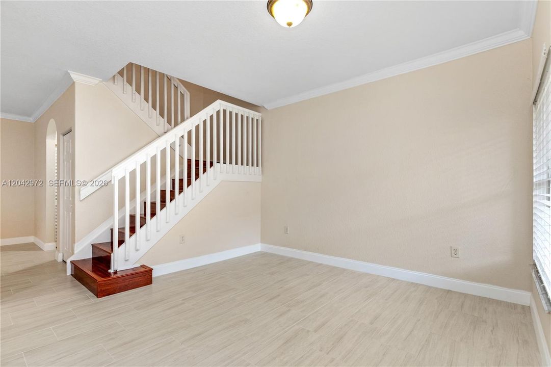 В аренду: $2,700 (3 спален, 2 ванн, 1518 Квадратных фут)