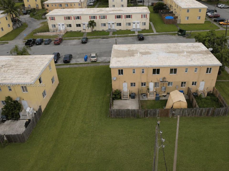 En Venta: $165,000 (4 camas, 2 baños, 1410 Pies cuadrados)