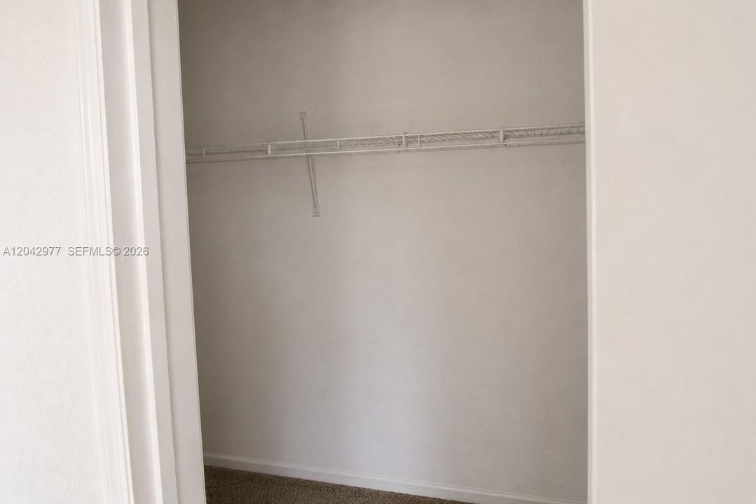 En Venta: $165,000 (4 camas, 2 baños, 1410 Pies cuadrados)