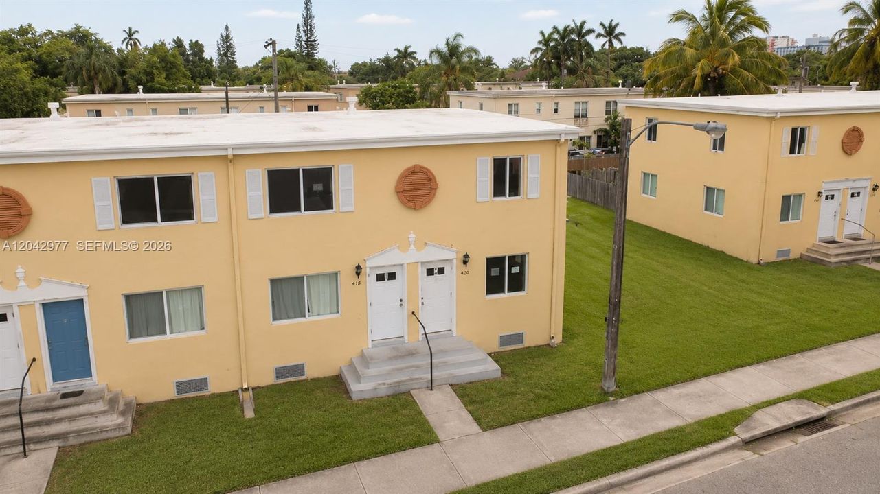 En Venta: $165,000 (4 camas, 2 baños, 1410 Pies cuadrados)