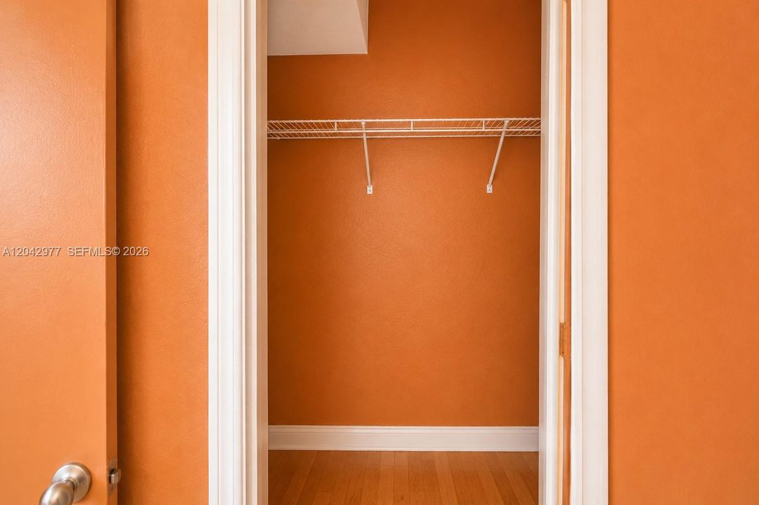 En Venta: $165,000 (4 camas, 2 baños, 1410 Pies cuadrados)