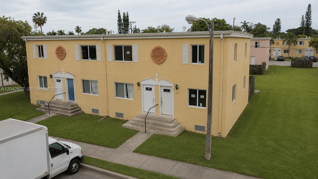 En Venta: $165,000 (4 camas, 2 baños, 1410 Pies cuadrados)