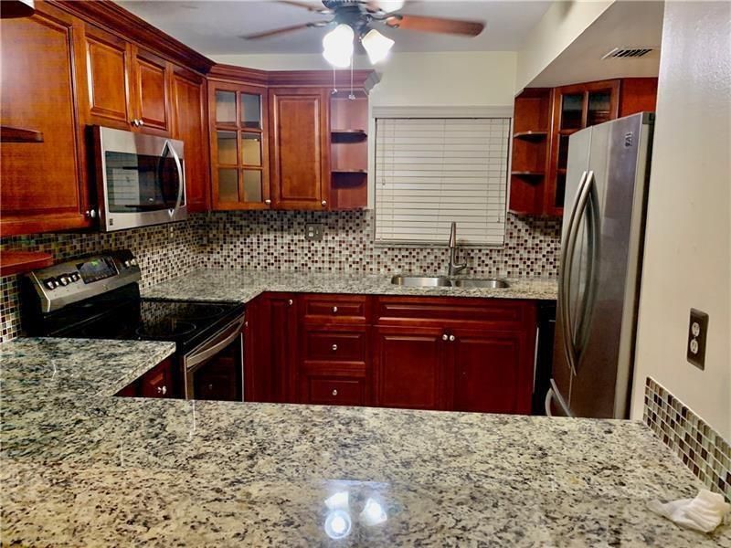Kitchen 5
