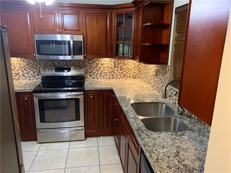 Kitchen 3